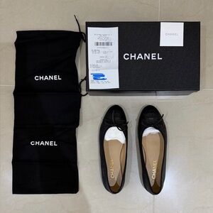 CHANEL Black Flats